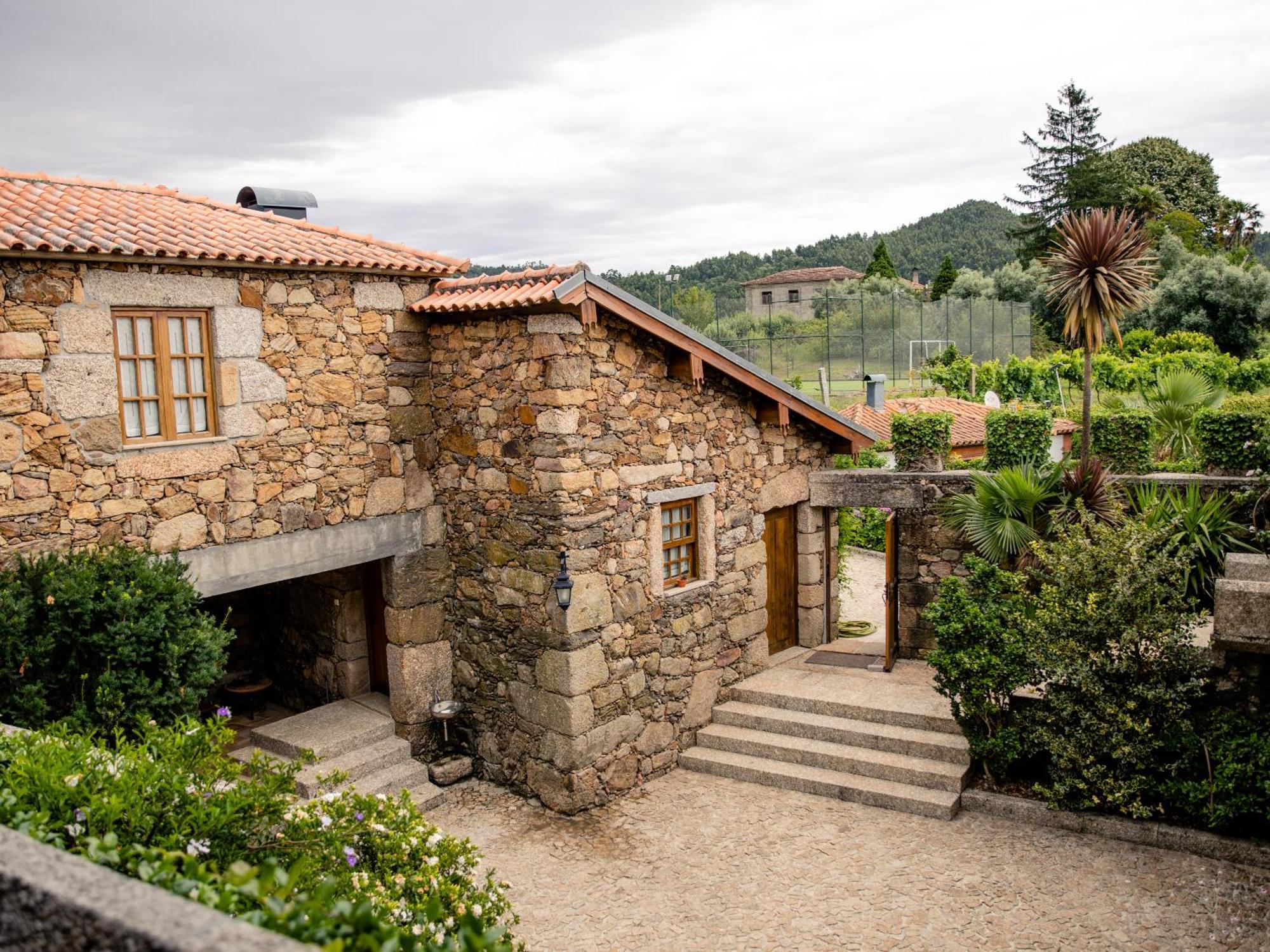 Casa Da Igreja Vila Celorico De Basto Exterior foto